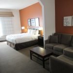 Room with King-size Bed inside Comfort Suites Fort Lauderdale Airport & Cruise Port